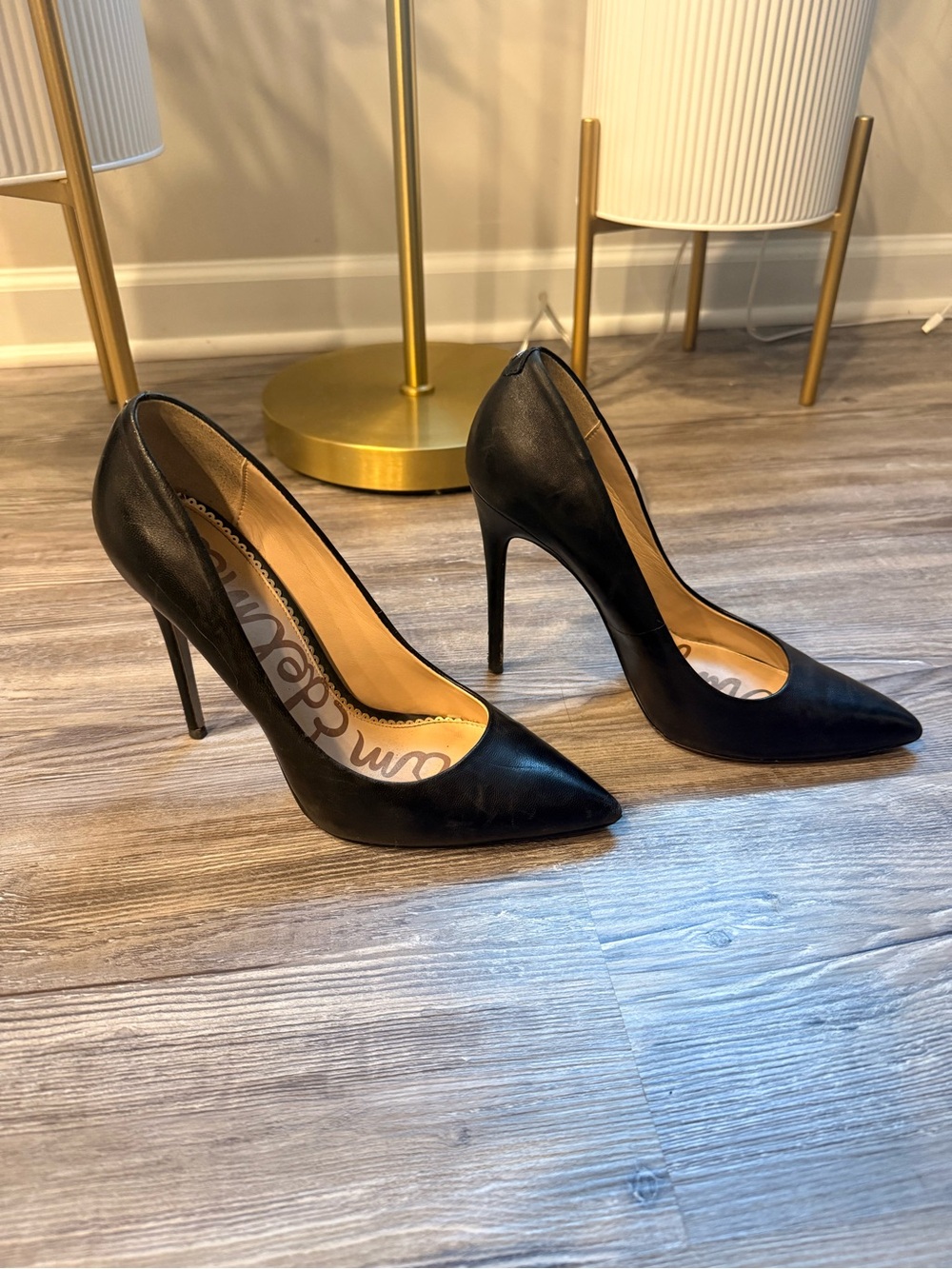 Sam Edelman Black leather pumps